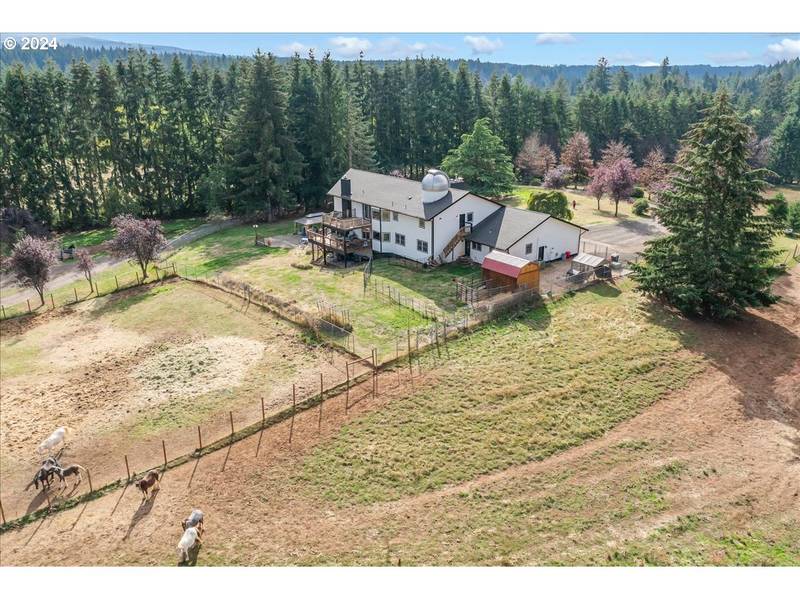 25776 S HIGHWAY 211, Estacada, OR 97023