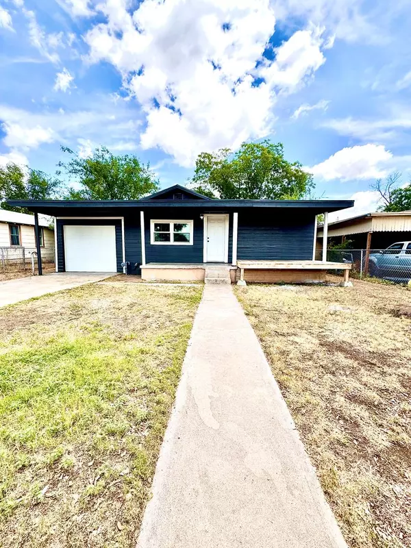 4004 Travis St, San Angelo, TX 76903