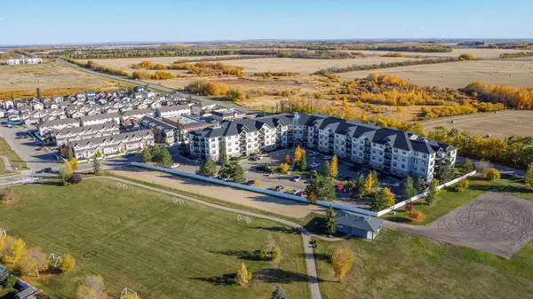 100 Lakeway BLVD #211, Sylvan Lake, AB T4S 0A4