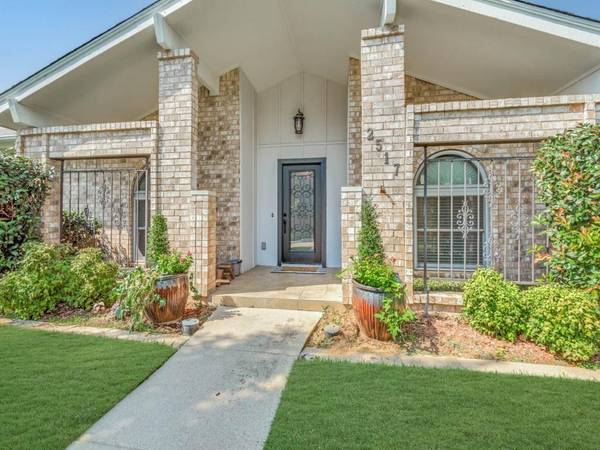 Grand Prairie, TX 75050,2517 Ingleside Drive