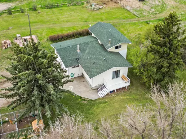 222071 Township Road 224, Rural Wheatland County, AB T0J1N0