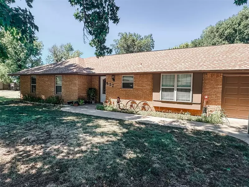 403 N 1st Street, Fort Cobb, OK 73038