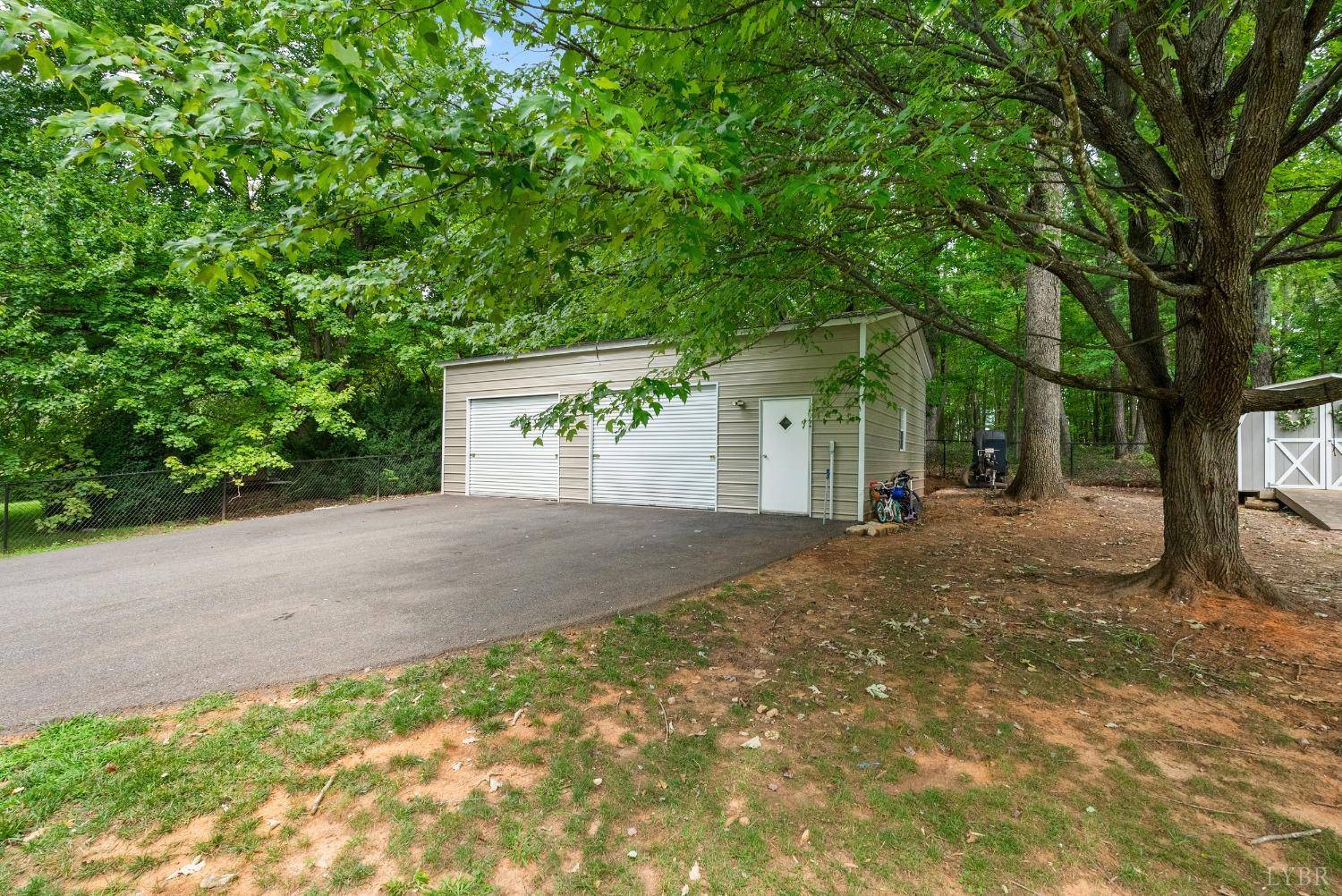 Lynchburg, VA 24501,145 Charldon RD