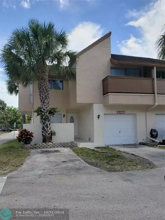 851 NW 81st Ter  #8, Plantation, FL 33324