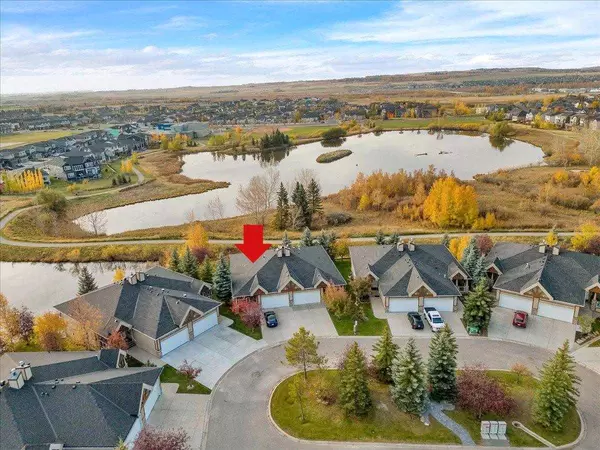 Okotoks, AB T1S 2C4,18 Rowland LN