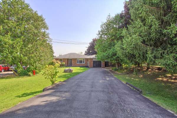 2012 Lea RD, Innisfil, ON L9S 1T3