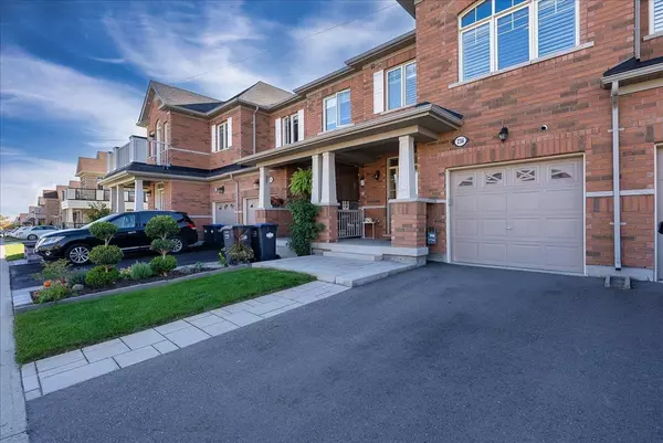 Brampton, ON L6Y 2Z7,236 Sky Harbour DR