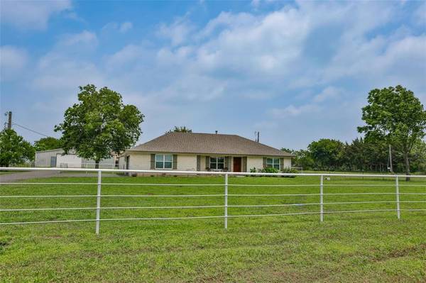 31291 US Highway 82, Whitesboro, TX 76273