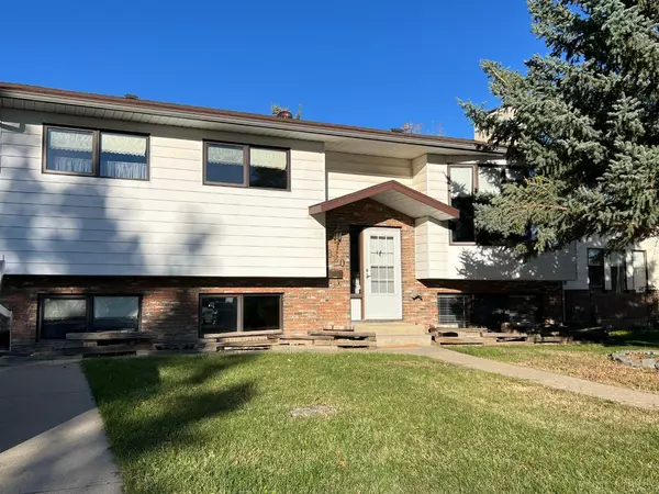 Coaldale, AB T1M 1J8,1620 21 ST