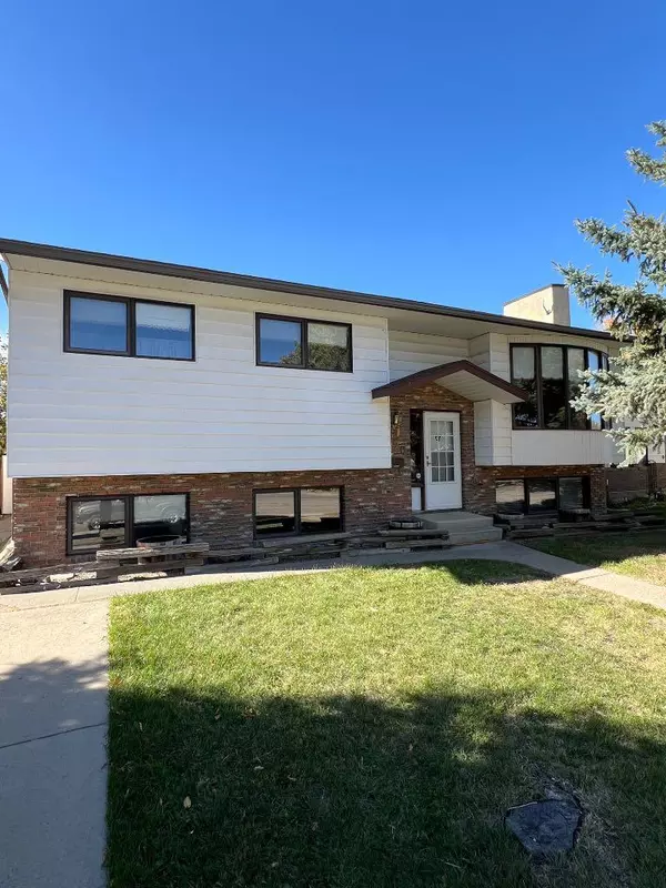 Coaldale, AB T1M 1J8,1620 21 ST