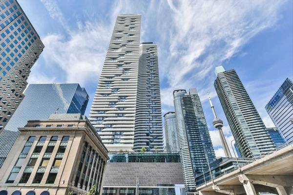 88 Harbour ST #2301, Toronto C01, ON M5J 1B7