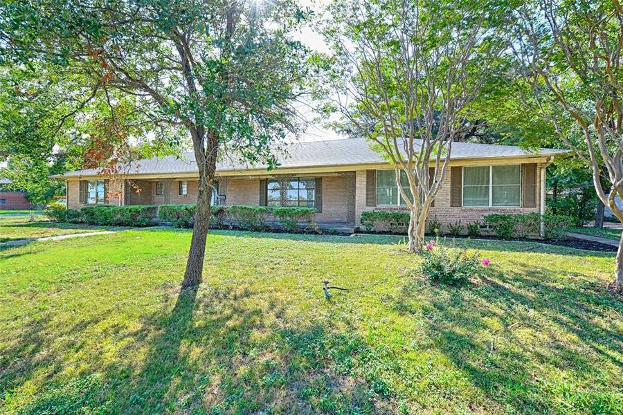 9758 Van Dyke Road, Dallas, TX 75218