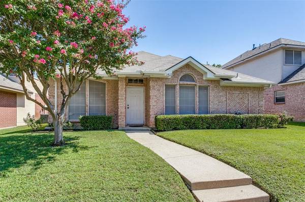 1412 Creekview Drive, Lewisville, TX 75067