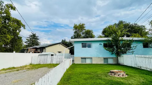 12A Beaver Dam PL NE, Calgary, AB T2K 4X3