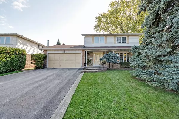 Oakville, ON L6L 2A5,2204 Rebecca ST