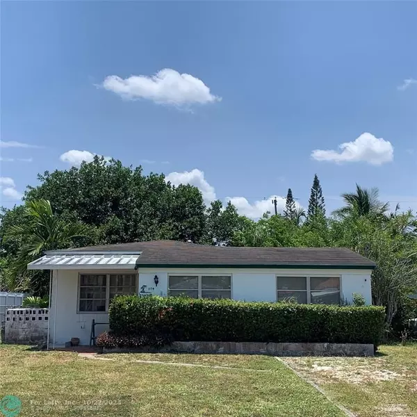 1174 NE 182nd St, North Miami Beach, FL 33162