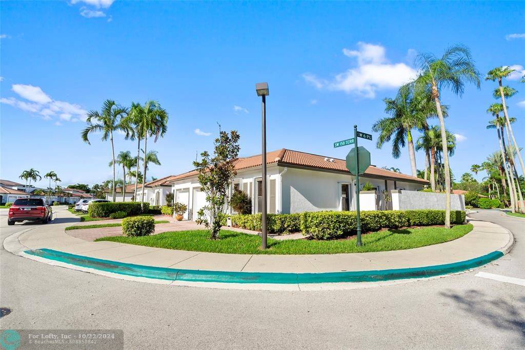 Pembroke Pines, FL 33027,602 SW 158th Ter