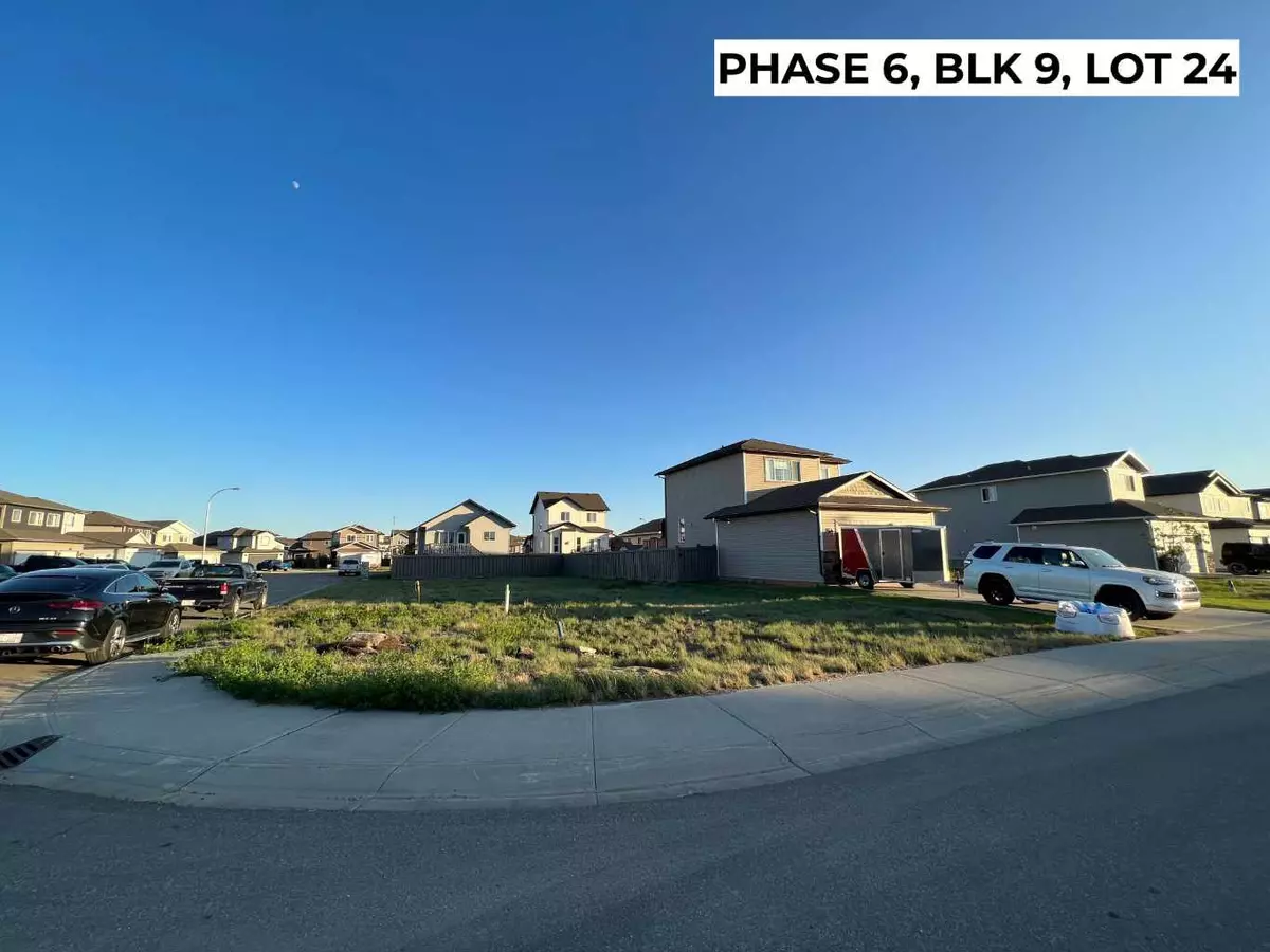 Grande Prairie, AB T8V 6J3,10201 126 AVE