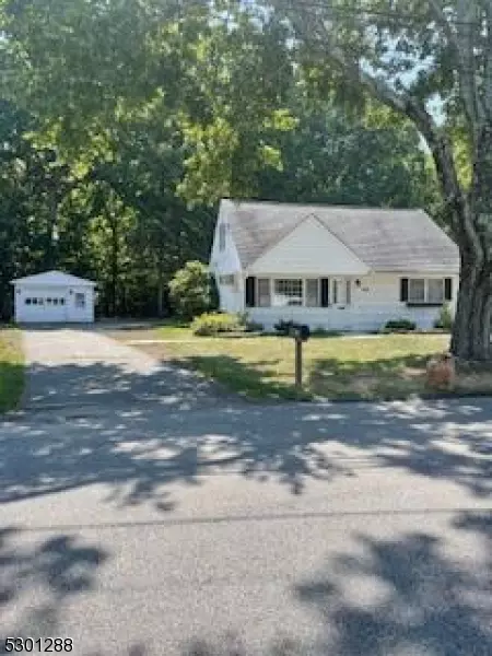 44 Post Ln, Wayne Twp., NJ 07470