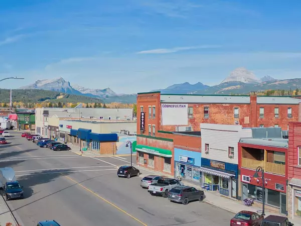 Blairmore, AB T0K0E0,13019 20 AVE