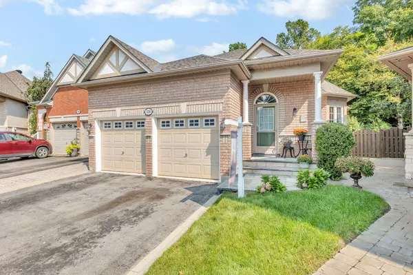 Pickering, ON L1X 2X3,328 Mapleview CT