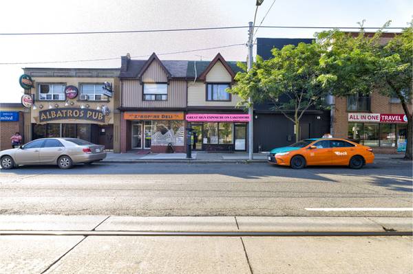 3065 Lake Shore BLVD W, Toronto W06, ON M8V 1K6