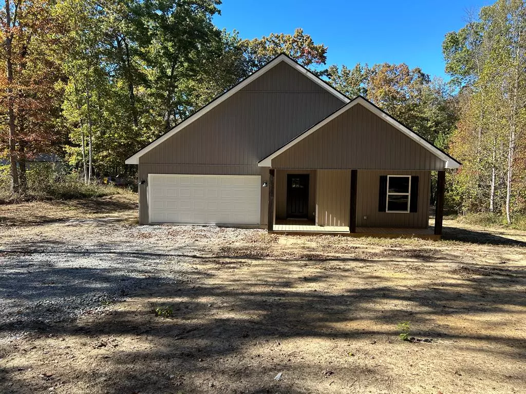 Jamestown, TN 38556,223 James George Road