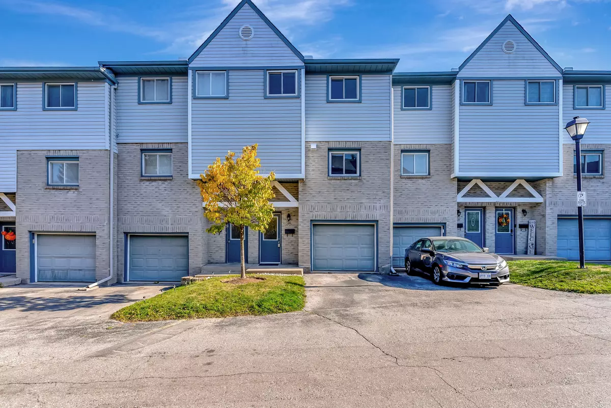 Waterloo, ON N2T 2K9,589 Beechwood DR #35