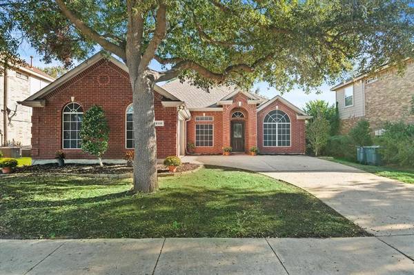 8118 Sawgrass Lane, Rowlett, TX 75089