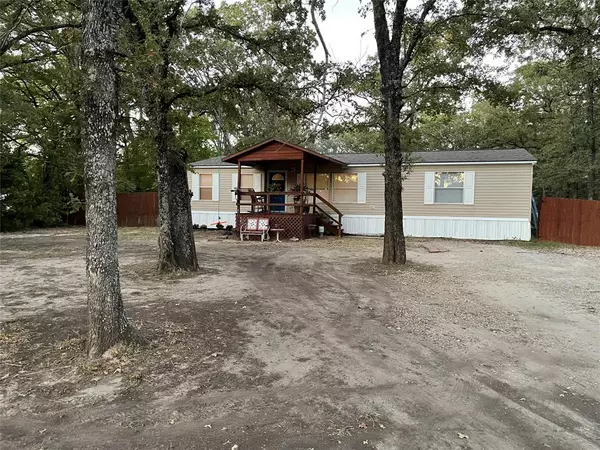 8425 County Road 2412, Quinlan, TX 75474