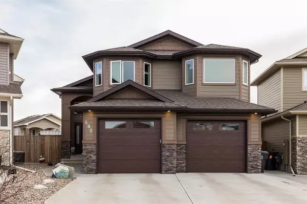 592 Sixmile CRES South, Lethbridge, AB T1K 5W8