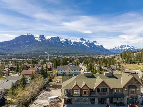 Canmore, AB T1W1C7,1000 Cougar Creek DR #3