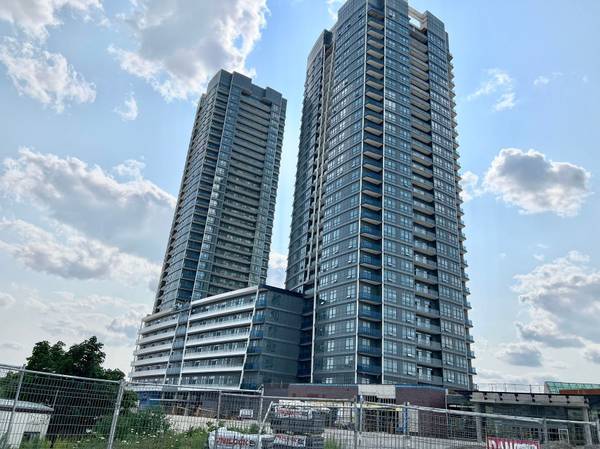 1 Promenade CIR #B-2501, Vaughan, ON L4J 4P8