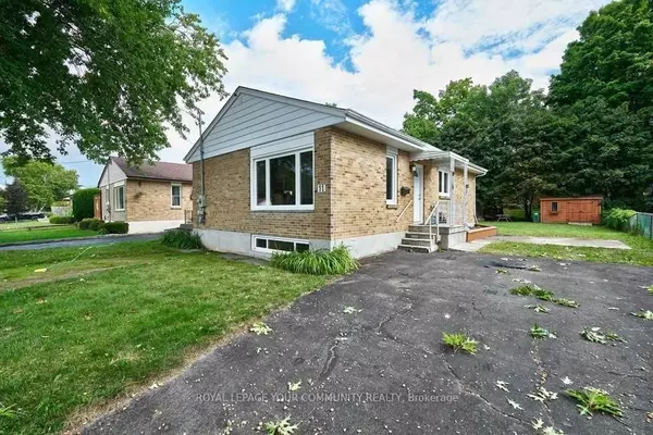 11 Oak ST, Barrie, ON L4M 3V1