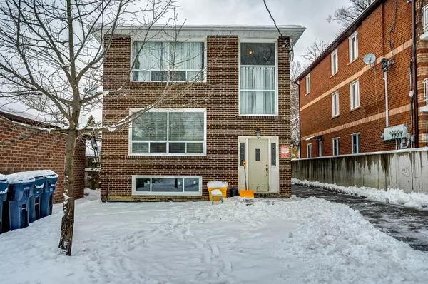 Toronto W03, ON M6N 2C5,4 Garrow AVE #1