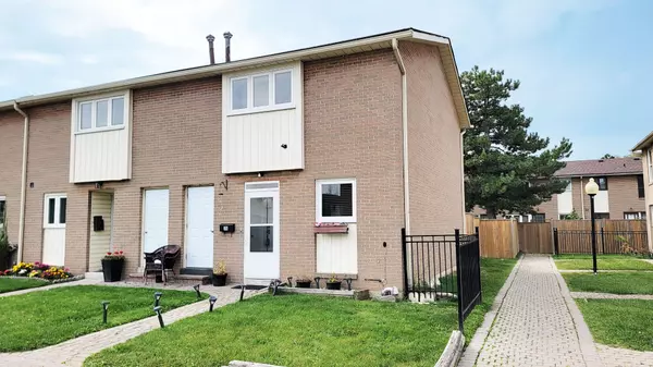 35 Craigleigh CRES, Brampton, ON L6T 2E3