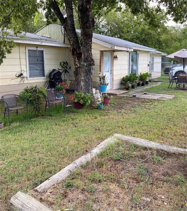 Quinlan, TX 75474,108 E Kirby Avenue