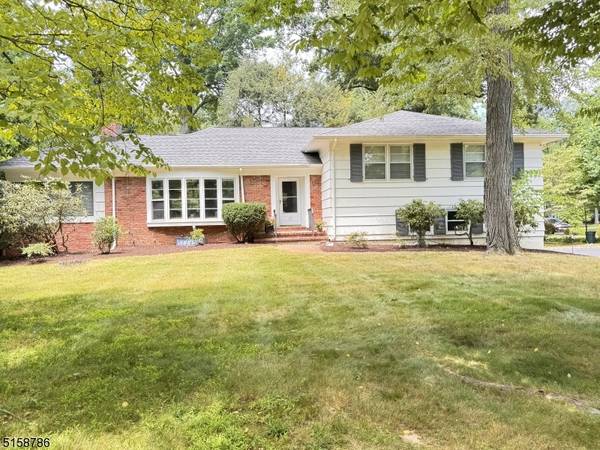 17 Kitchell Rd, Morris Twp., NJ 07960