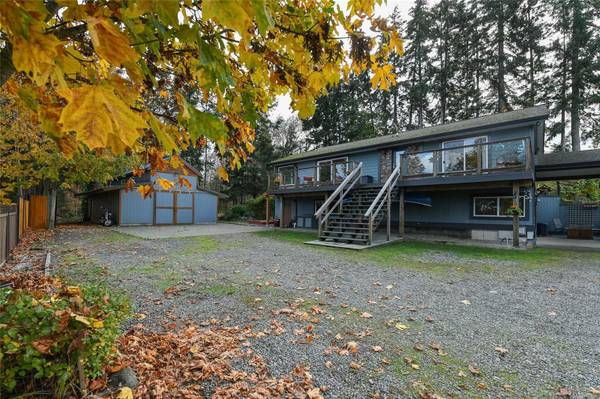 3867 Royston Rd, Courtenay, BC V0R 2V0