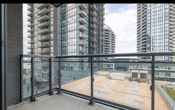 Mississauga, ON L5R 0G5,5025 Four Springs AVE #2009