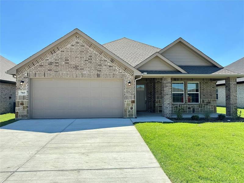 703 Moseley Lane, Greenville, TX 75402