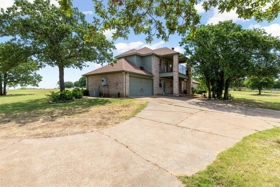 2625 Cheyenne Lane, Crowley, TX 76036