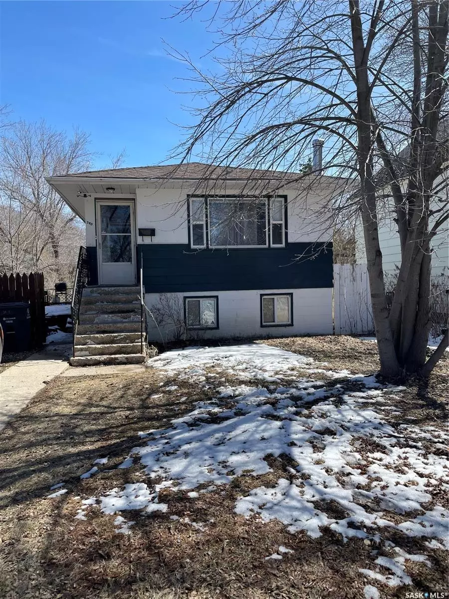 Saskatoon, SK S7M 3C2,340 U AVENUE S