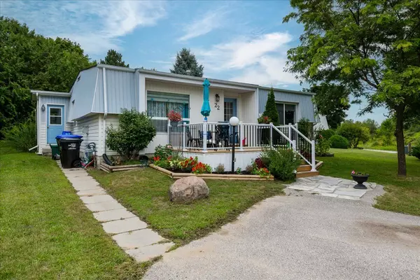 Innisfil, ON L9S 1R8,22 Primrose LN