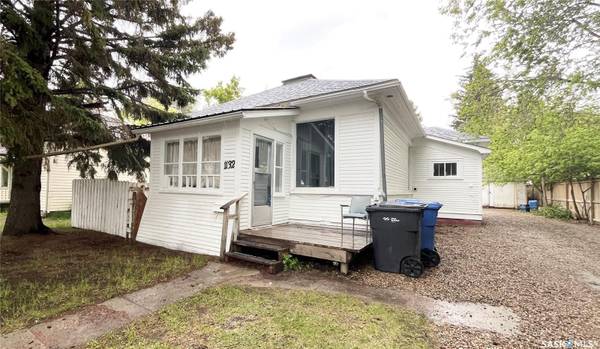 1132 104th STREET, North Battleford, SK S9A 0W3