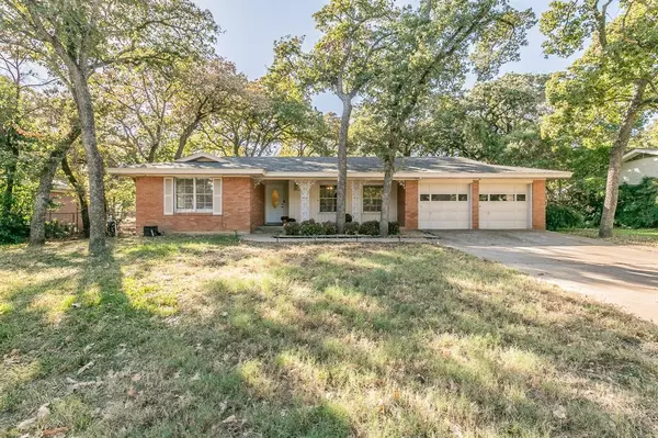 Fort Worth, TX 76112,1504 Canterbury Circle