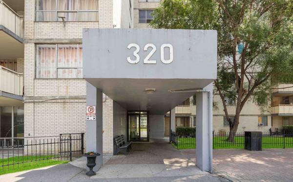 320 Dixon RD #216, Toronto W09, ON M9R 1S8