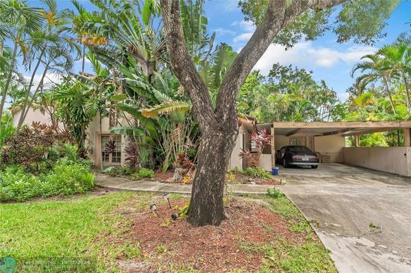 4701 NW 1 PL, Deerfield Beach, FL 33442