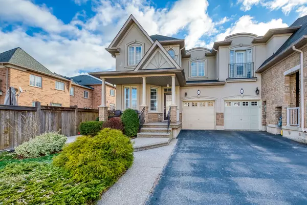 Oakville, ON L6L 6X2,3439 Robin Hill CIR