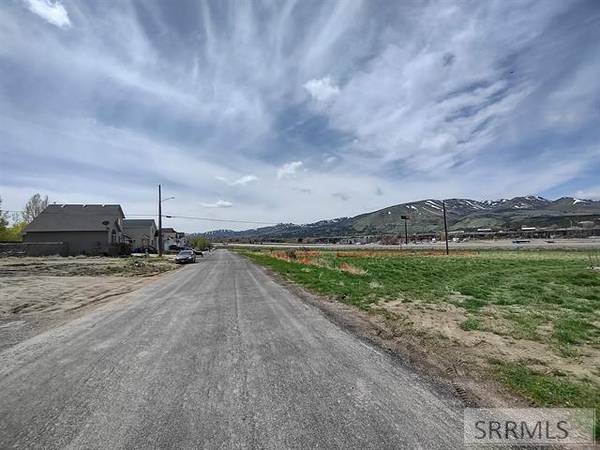 TBD Connard, Pocatello, ID 83204